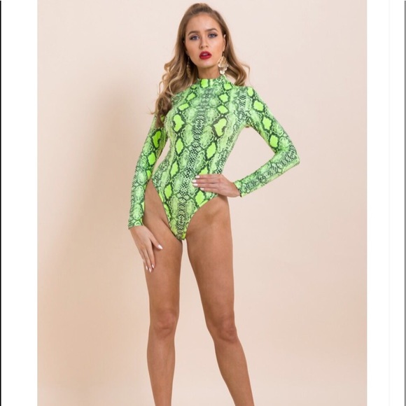 Other - 💚Neon Green Snakeskin Bodysuit